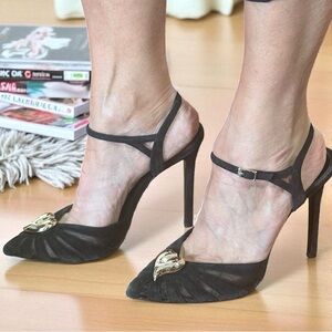 Aperlai Paris Black Slingback Heart Stilettos (Sz 37.5/7-7.5) (EUC)